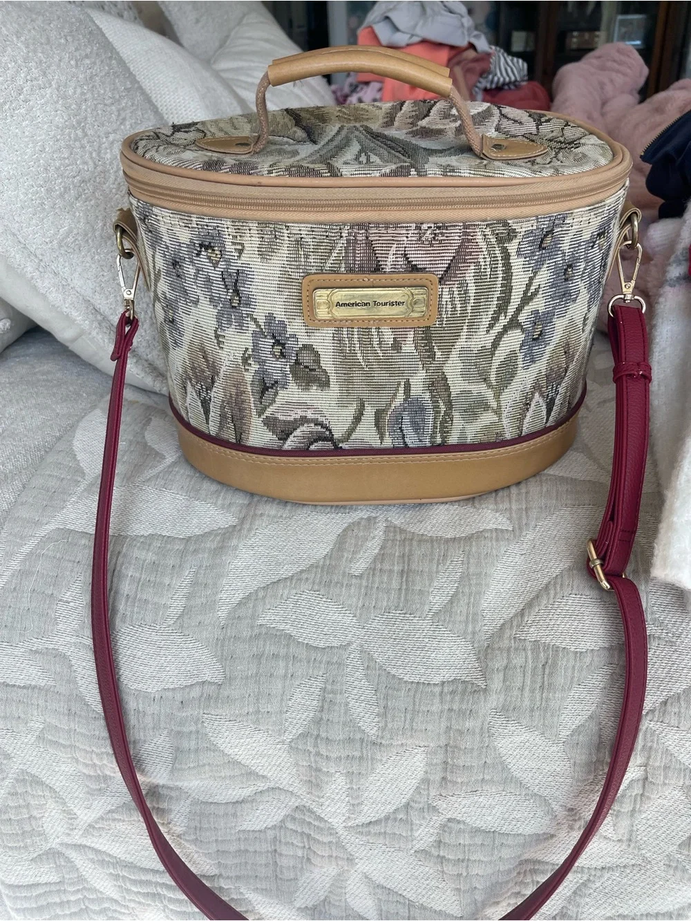 Vintage American Tourister Floral Tapestry Train Case in Beige